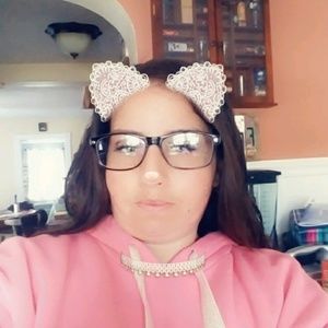 Meet your Posher, Virginia